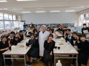 根岸典子先生３